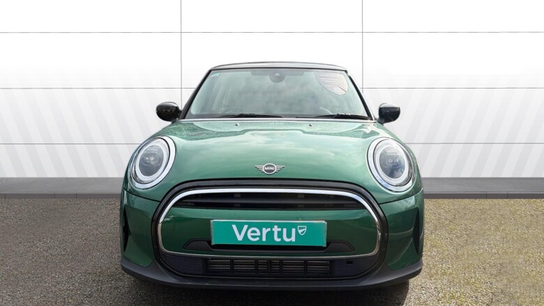 MINI Hatchback 1.5 Cooper Classic 3dr Auto Petrol Hatchback